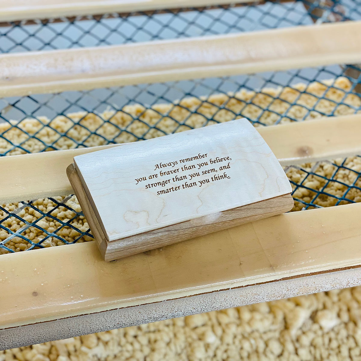 FHF_WoodenQuoteBox_02